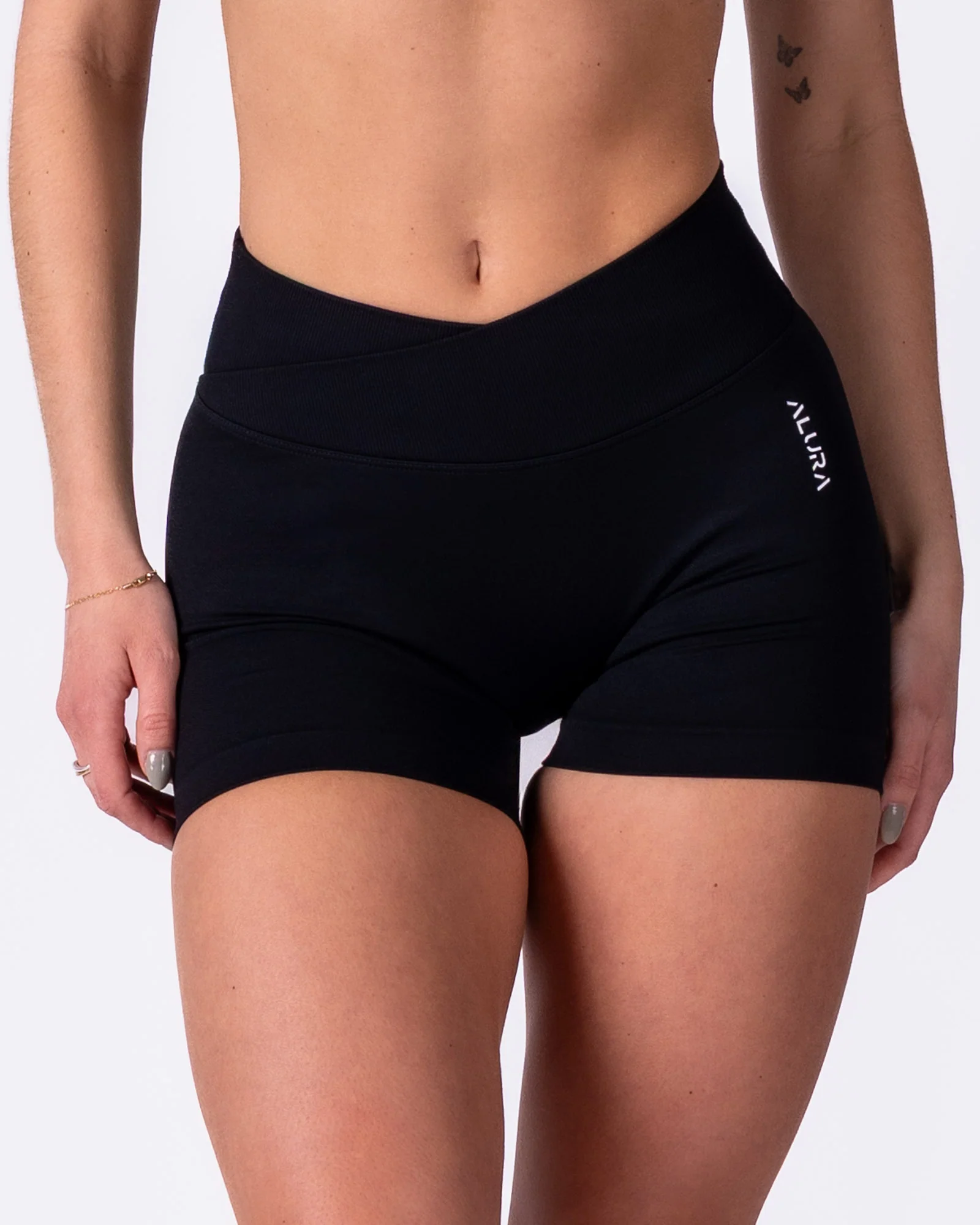 Captivate X Shorts - Image 4