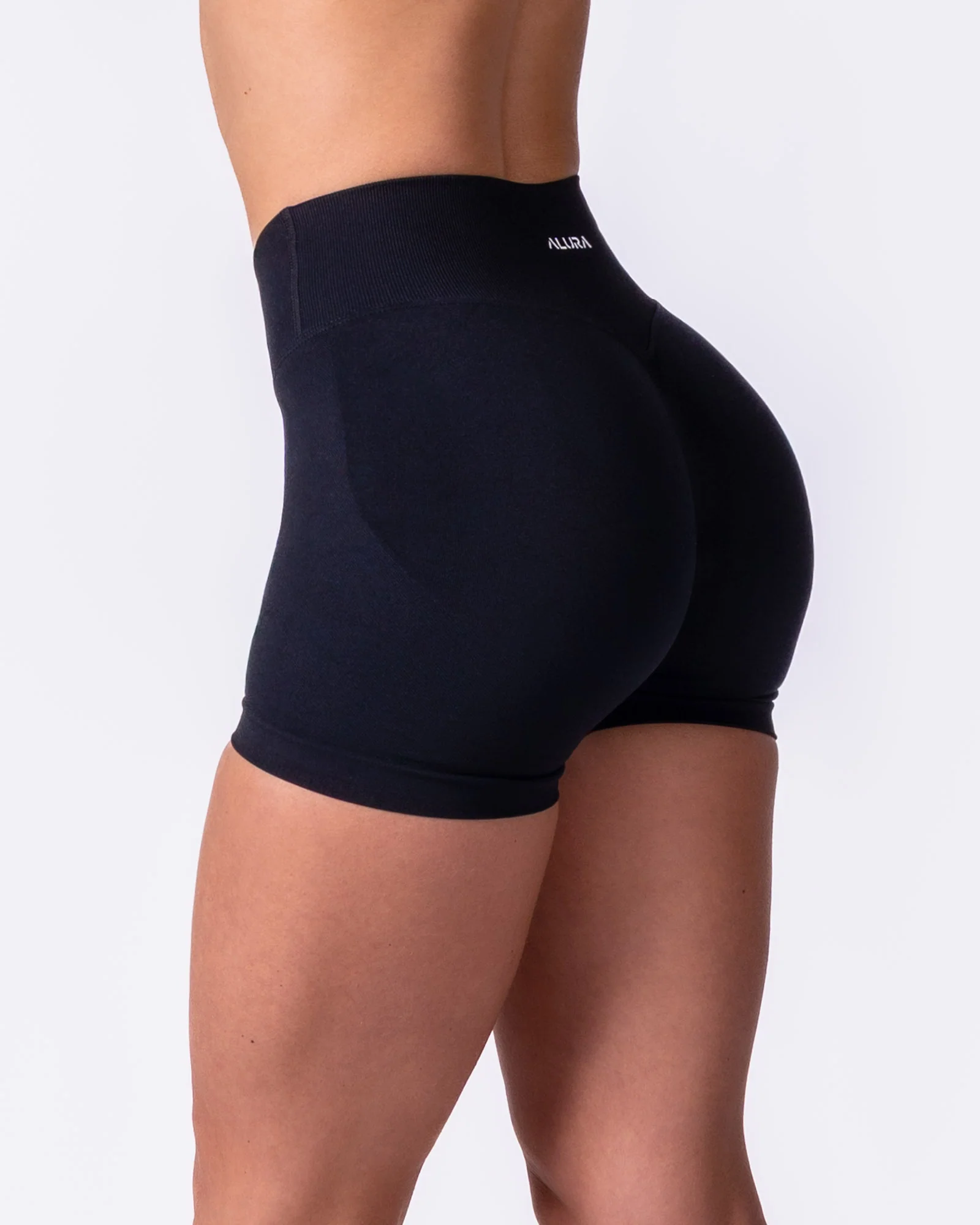 Captivate X Shorts - Image 5