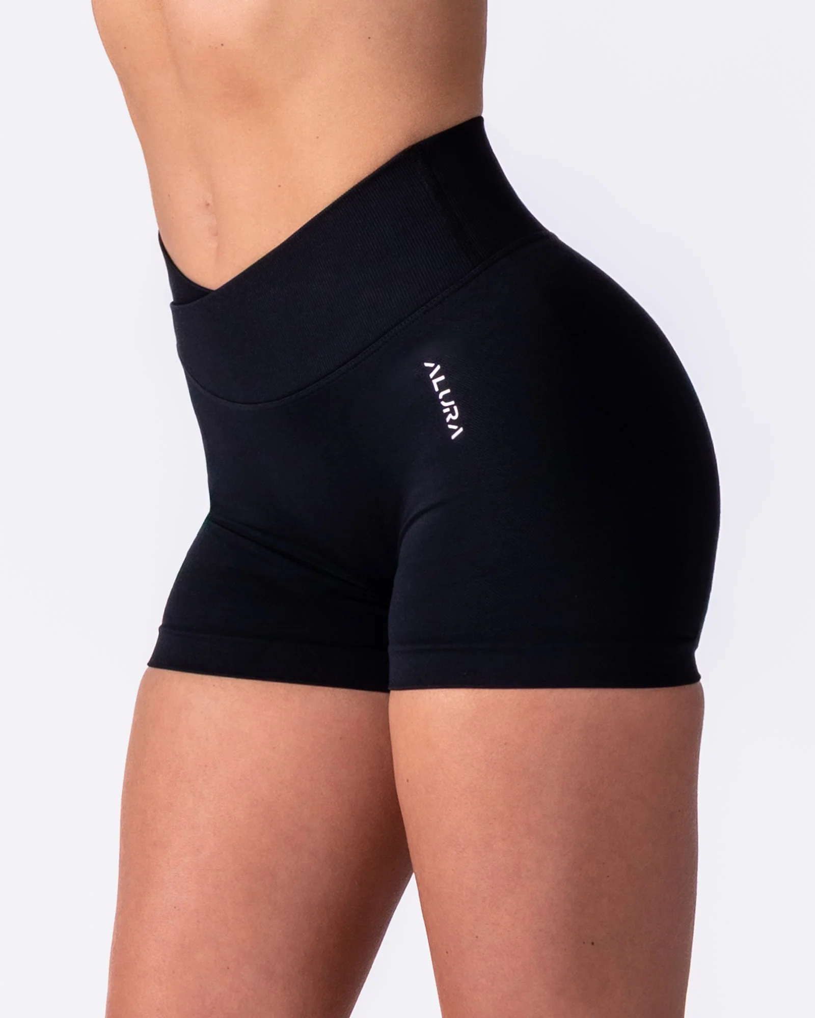 Captivate X Shorts - Image 6